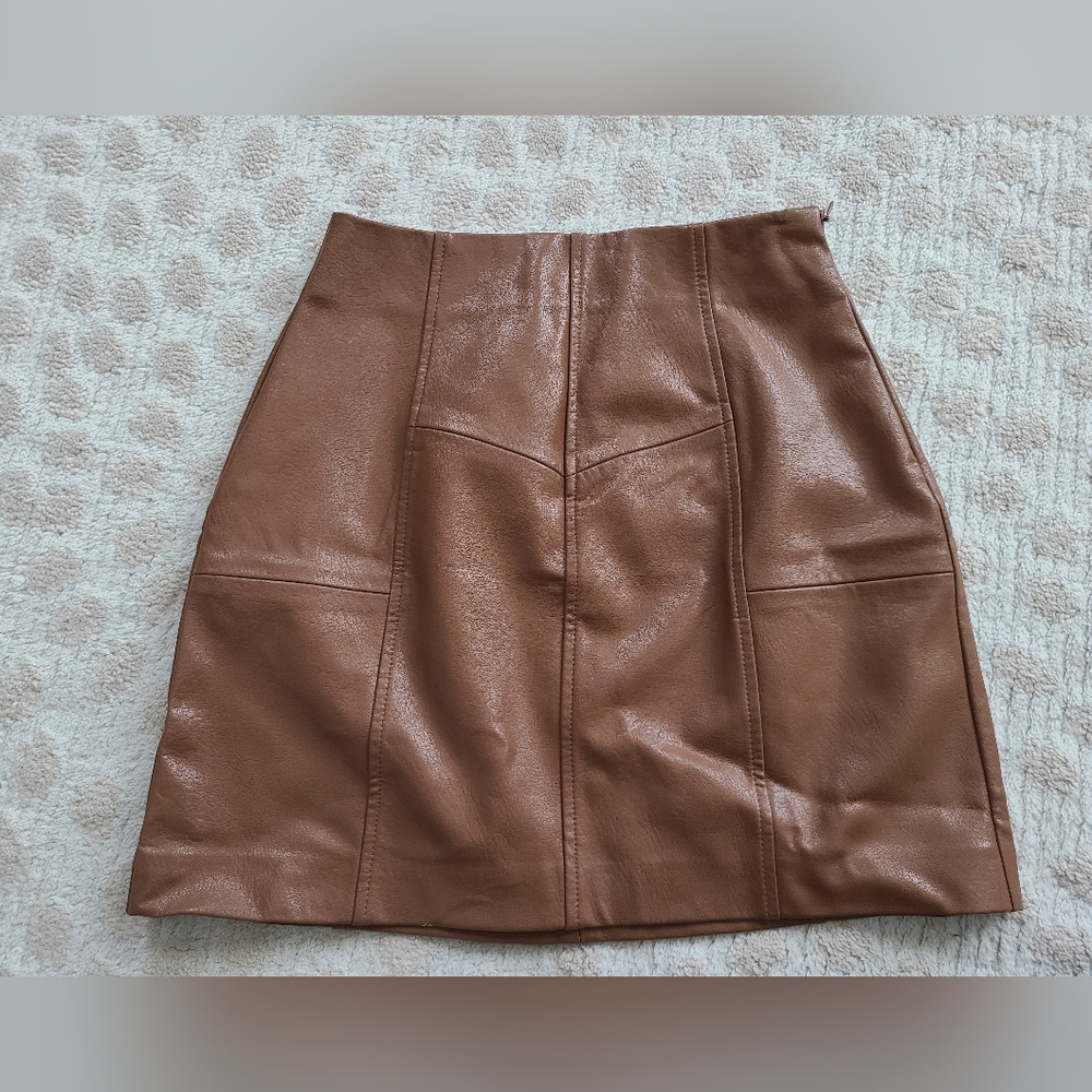 Mini-Skirt Faux Leather Size 34